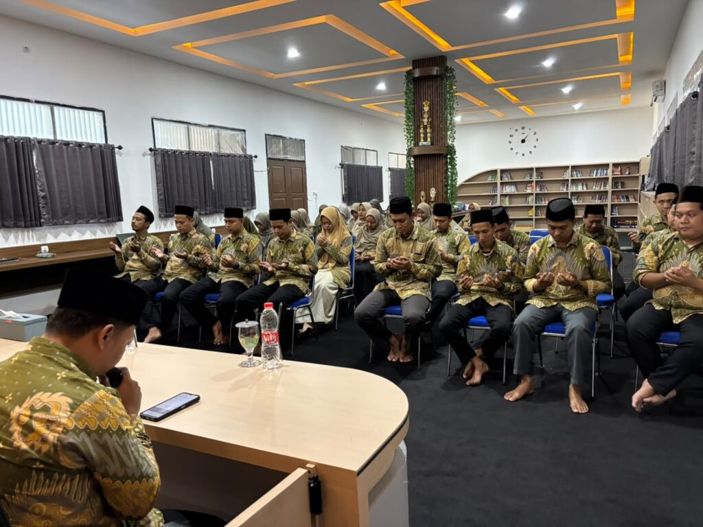 Dongkrak Minat Baca, SMP Islam Andalusia 2 Kebasen Resmikan Perpustakaan “Ibnu Hazm”