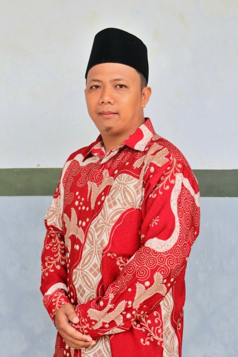 Ali Nuryadin, S.Pd.  