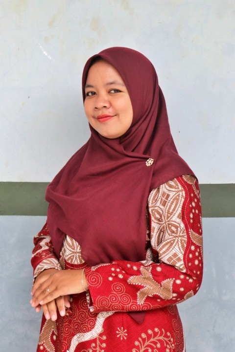 Cici Ernawati, S.Pd.  