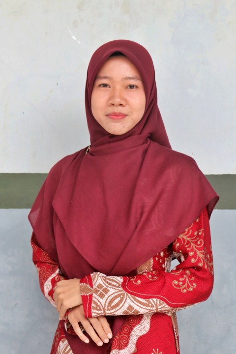 Lu_lu Amirotul Azizah, S.Pd. 