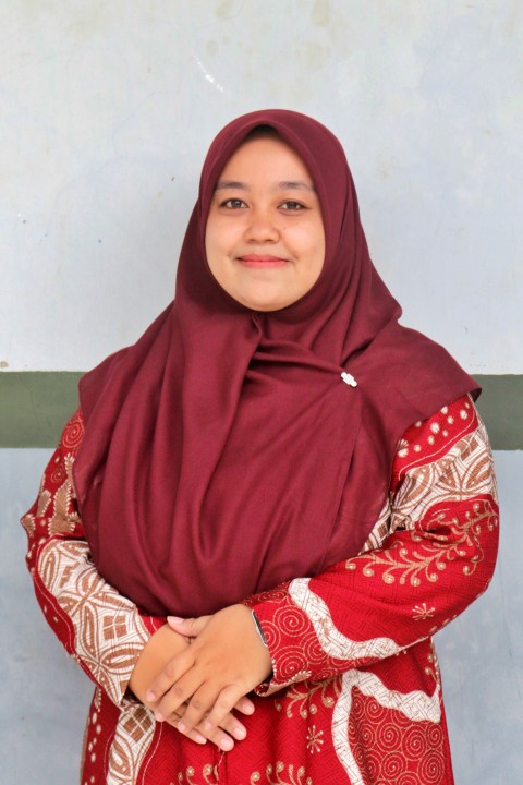 Riski Hadni Kartika Putri, S.Pd.  