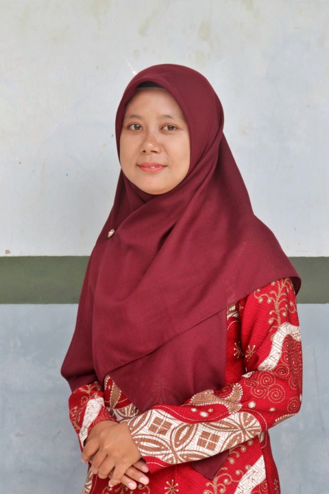 Sari Juniatun Nikmah, S.Pd. 